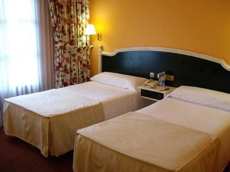 Tryp Bilbao Sondika Hotel 部屋 写真