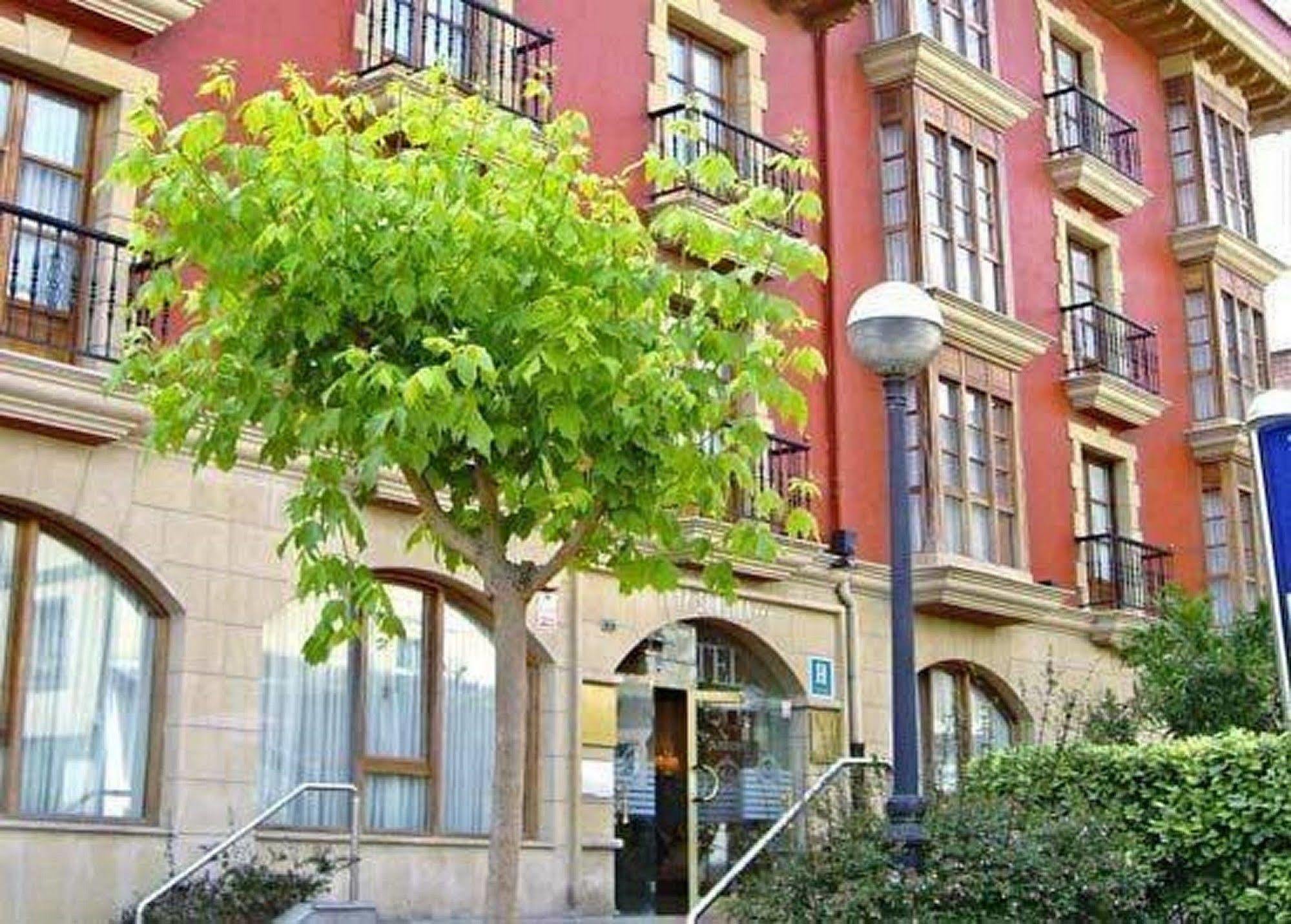 Tryp Bilbao Sondika Hotel エクステリア 写真