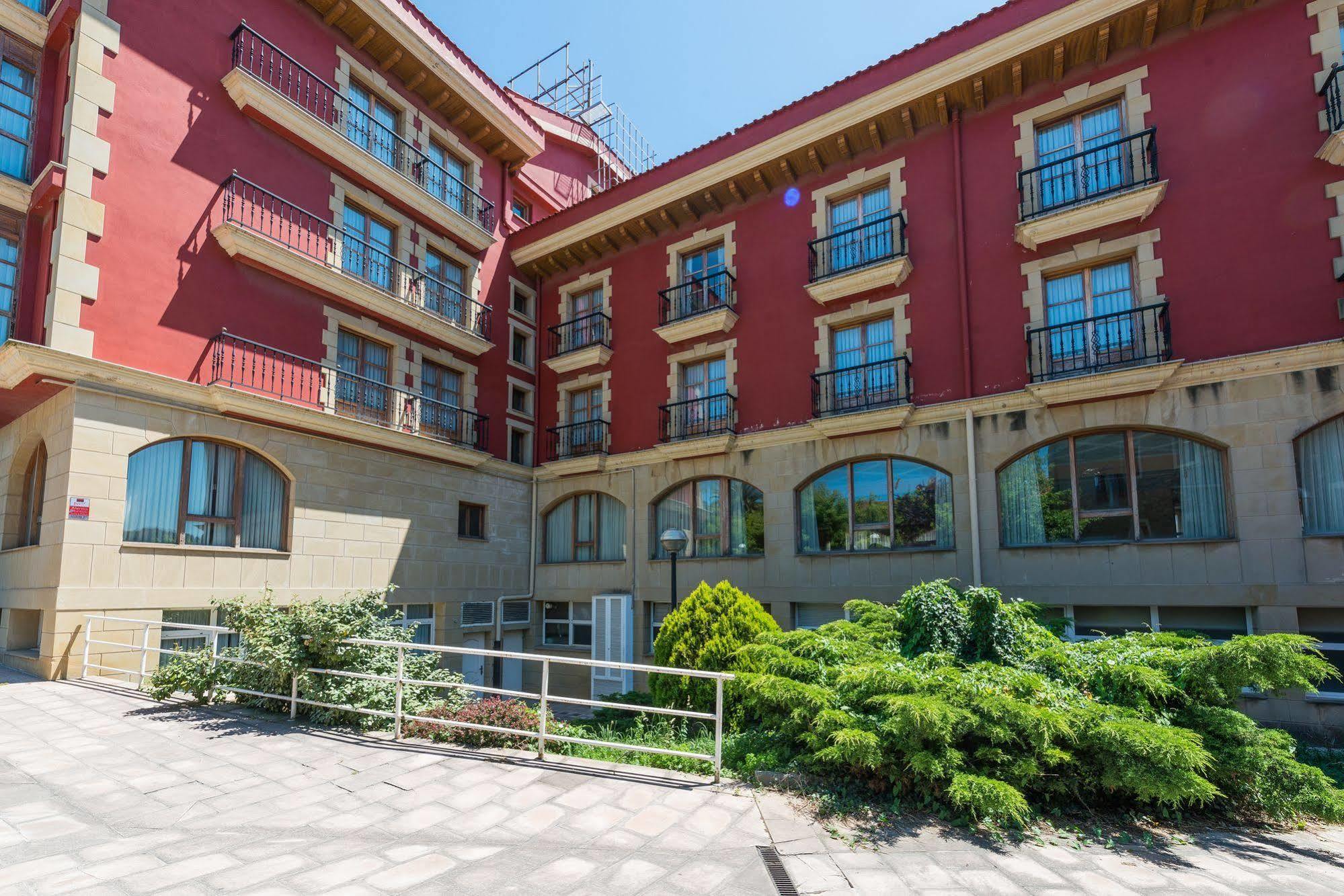 Tryp Bilbao Sondika Hotel エクステリア 写真