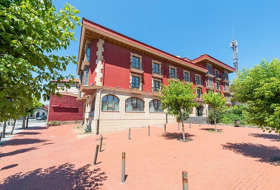 Tryp Bilbao Sondika Hotel エクステリア 写真