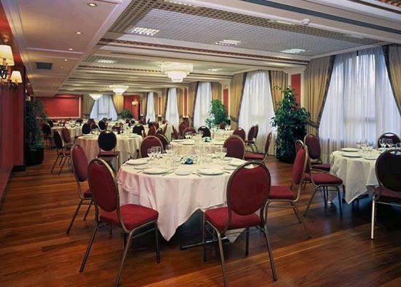 Tryp Bilbao Sondika Hotel レストラン 写真